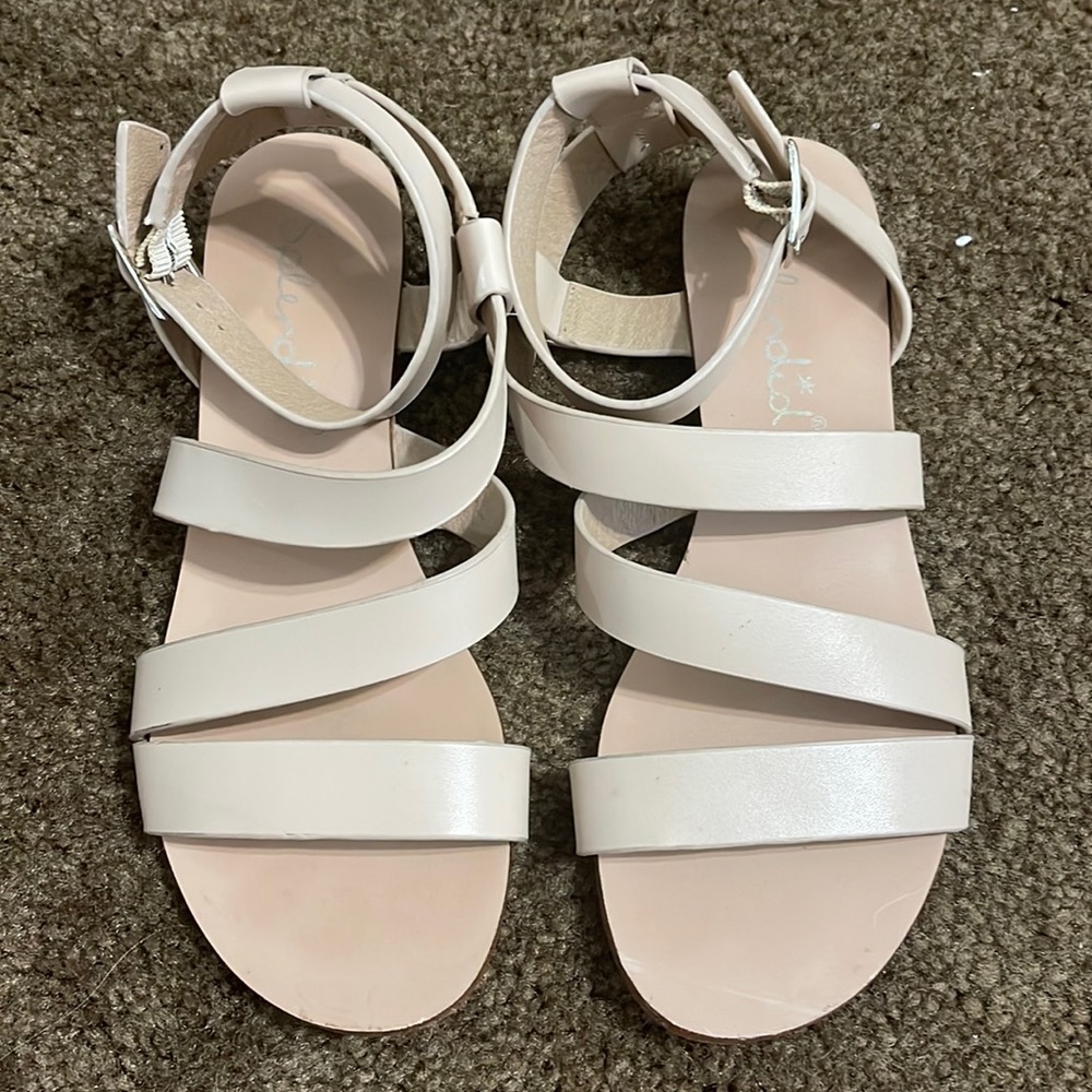 Splendid nude sandal size 6